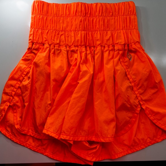 FP movement shorts in orange - Picture 2 of 3